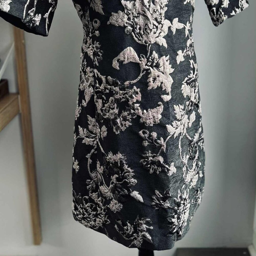Luisa Cerano Charcoal Metallic Floral Jacquard Shift Dress with Pockets – US 12 - Picture 3 of 13